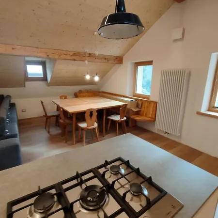 Apartment Gianni Rocca Piano 1 E 2 Rocca Pietore