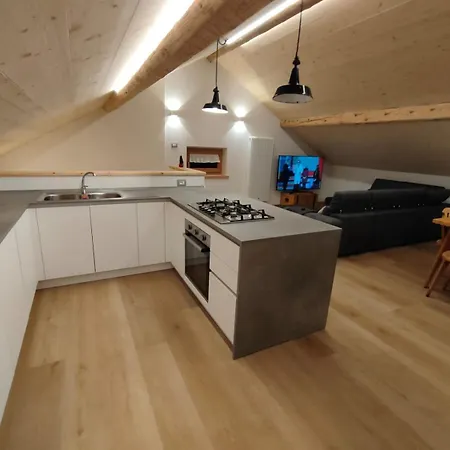 Apartment Gianni Rocca Piano 1 E 2 *