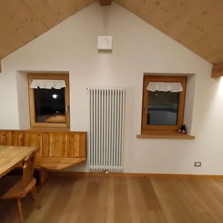 Gianni Rocca Piano 1 E 2 Apartment