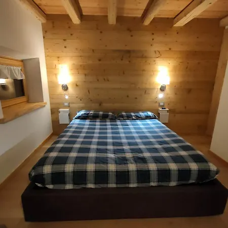 Apartment Gianni Rocca Piano 1 E 2 Rocca Pietore